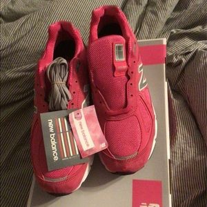 New Balance 990v4 Pink Ribbon Breast Cancer